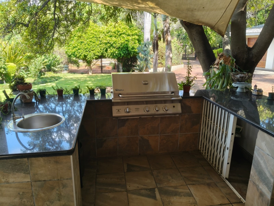 2 Bedroom Property for Sale in Donkerhoek A H North West